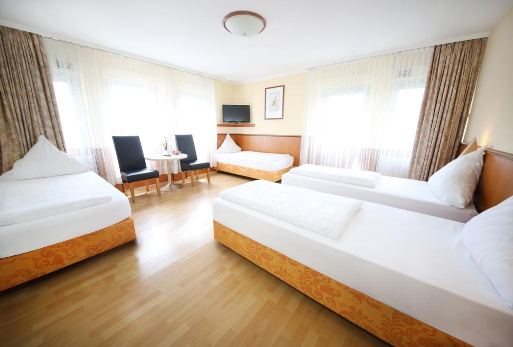 Hotel Europa Offenbach am Main Bilik gambar