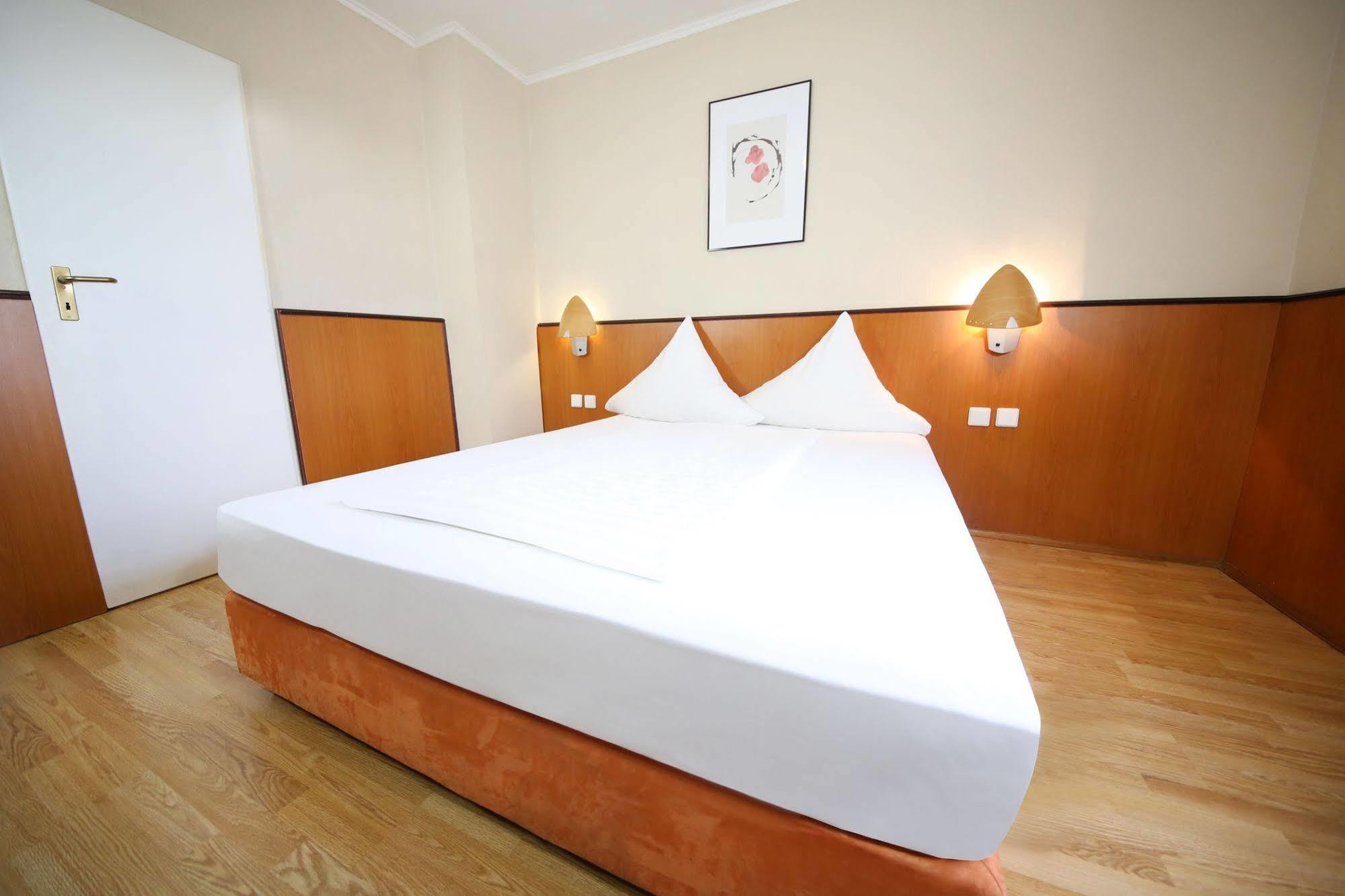 Hotel Europa Offenbach am Main Luaran gambar